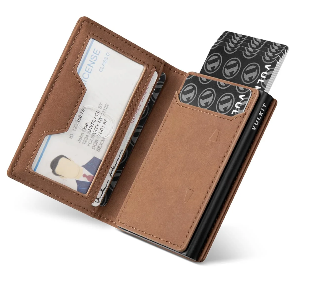 VULKIT VC502- حامل بطاقات مع أداة إخراج البطاقات، وحجب RFID، وجيب للعملات المعدنية بسحاب، ونافذة لبطاقة الهوية، وإغلاق مغناطيسي - بني